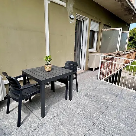 Nest Venice *